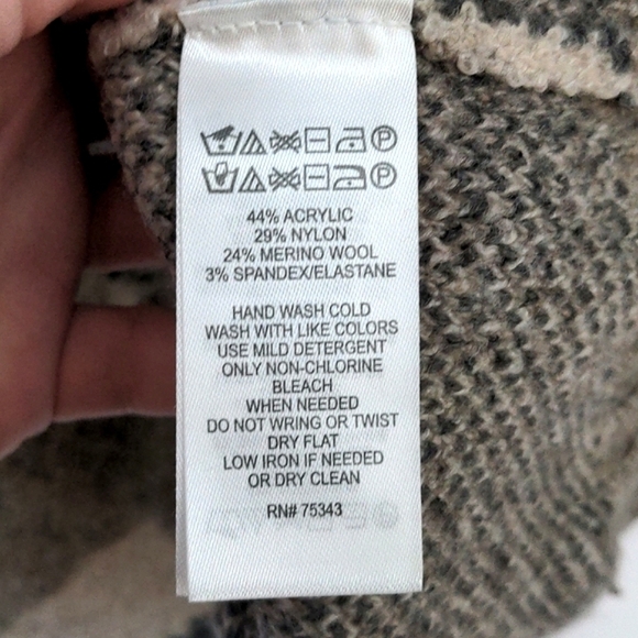 Christian Siriano NY Merino Wool Camo Cowl Neck Turtleneck Gray Sweater Size M - Picture 8 of 12